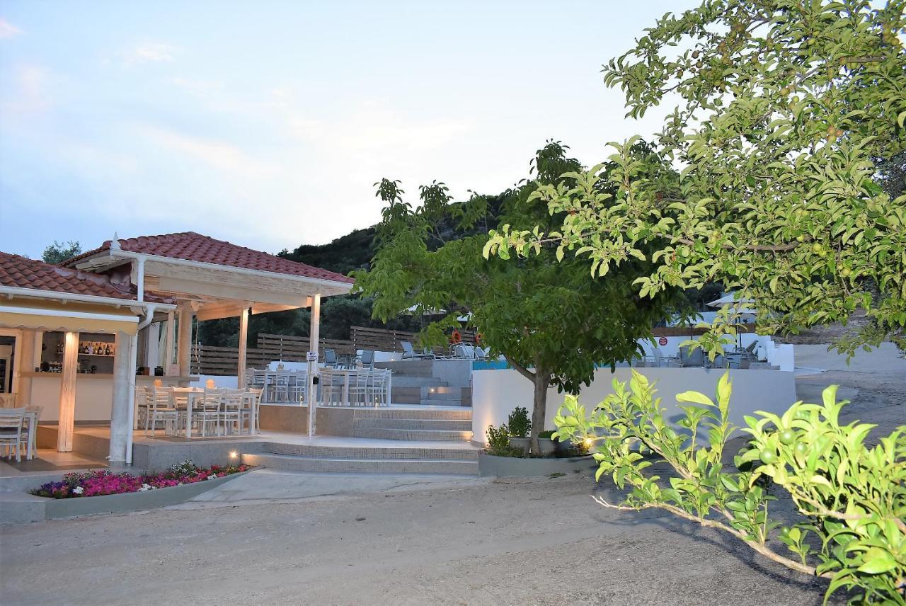 Studios Apartments Irini Patira โปตอส ภายนอก รูปภาพ